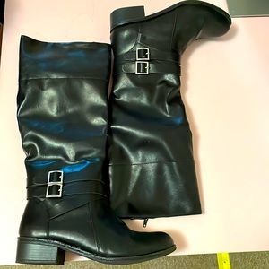 Arizona size 9 boots